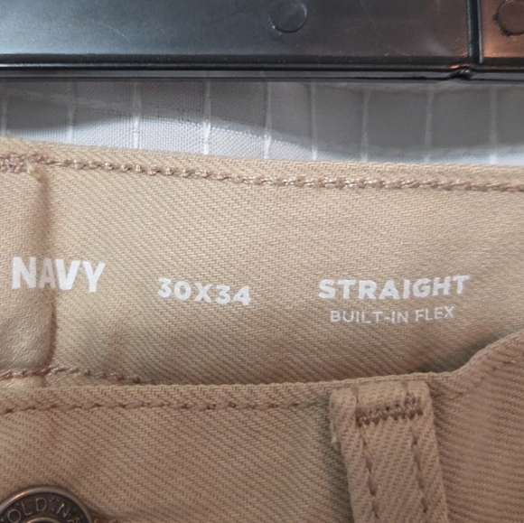 Old Navy Straight Leg Jeans Built In Flex  Mens Size 30x34 Tan - Picture 3 of 7